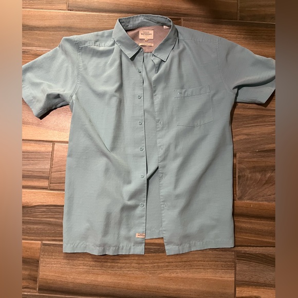 Blue Quicksilver Waterman Collection Button up Size medium (fits like a large) - Picture 5 of 5